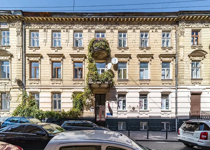 Inshiapartments On Popovycha Str 2