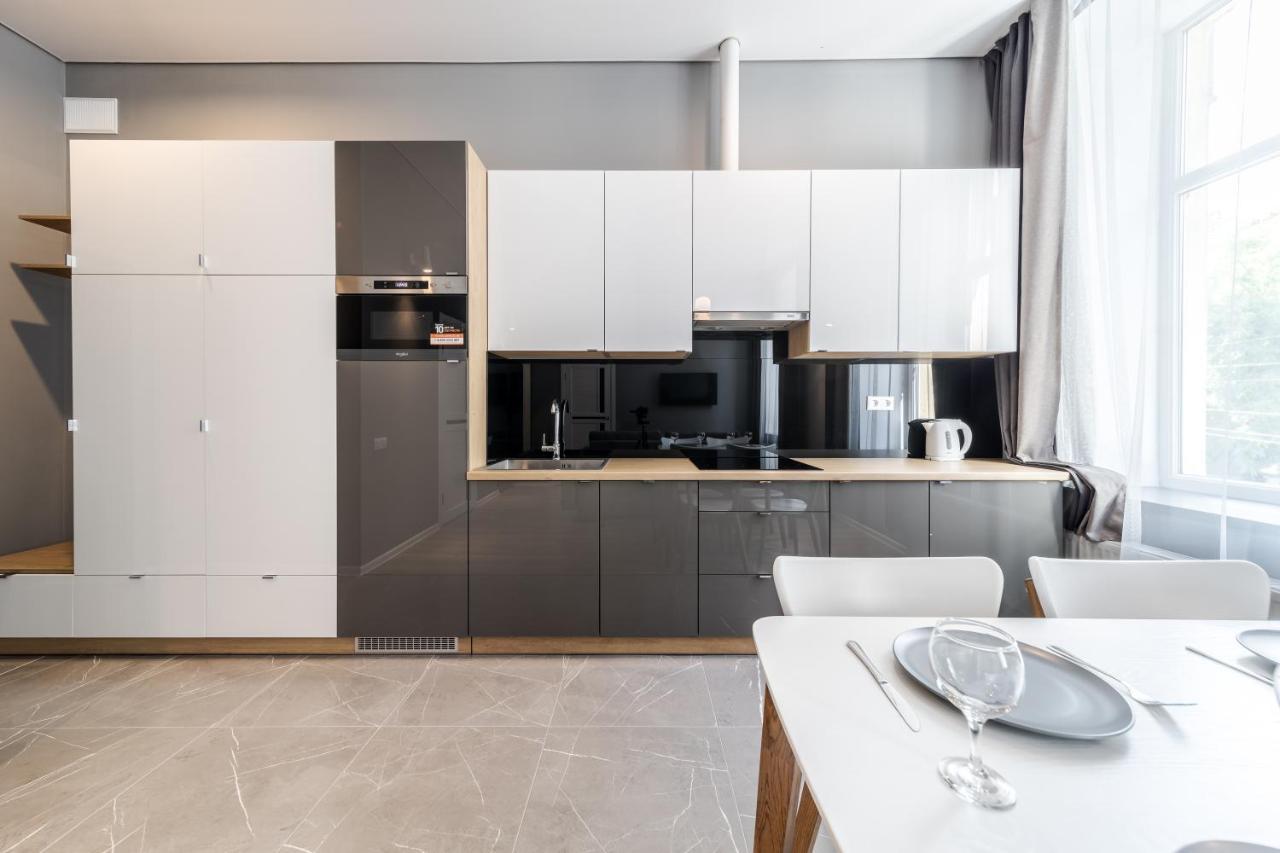 Inshiapartments On Popovycha Str 2
