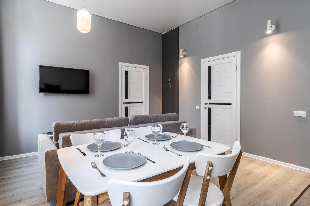 Inshiapartments On Popovycha Str 2 *