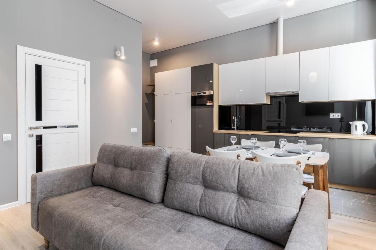 Inshiapartments On Popovycha Str 2