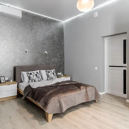 Inshiapartments On Popovycha Str 2 Lviv Exterior photo